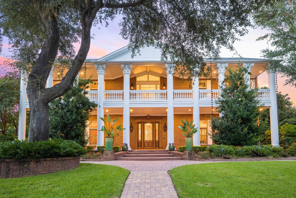 A One-of-a-Kind Panama City Estate With Bay Views and Custom Finishes Lists for $4.2M