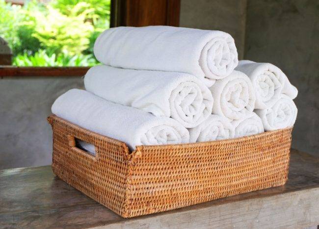 How your towel feels and smells like is an important part of your bath experience so it’s important they are stored properly