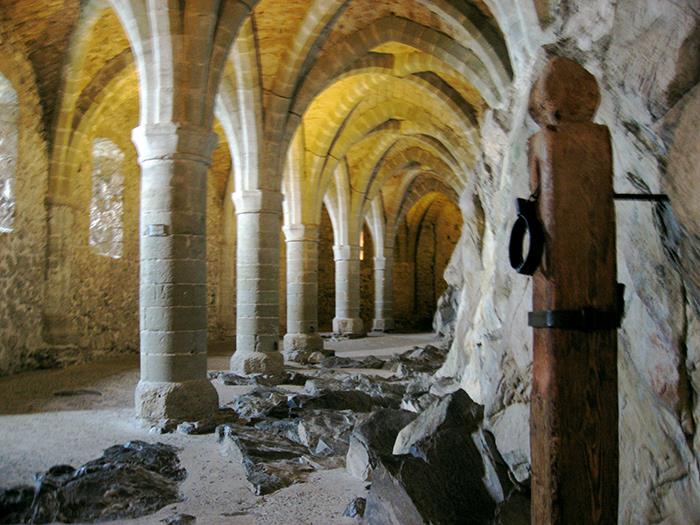 People Whose Job Requires Them To Go Into Other People’s Houses Reveal 55 Of The Weirdest Things They’ve Seen There